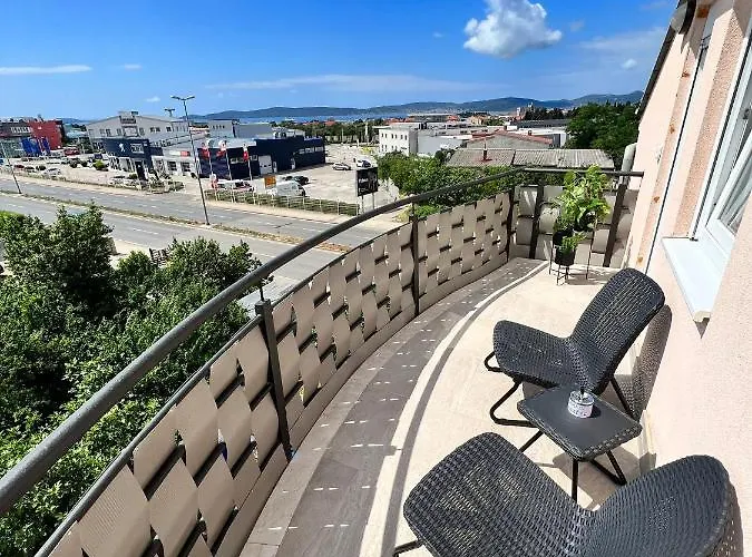 Apartman Prova Zadar S Pogledom Na More I Besplatnim Parkingom