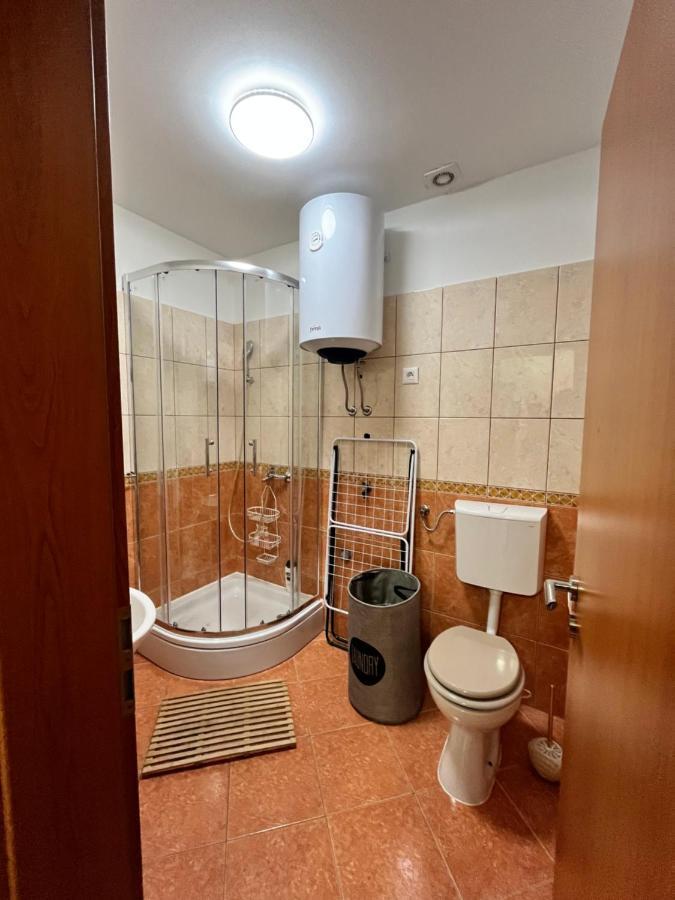 Apartment Prova S Pogledom Na I Besplatnim Parkingom